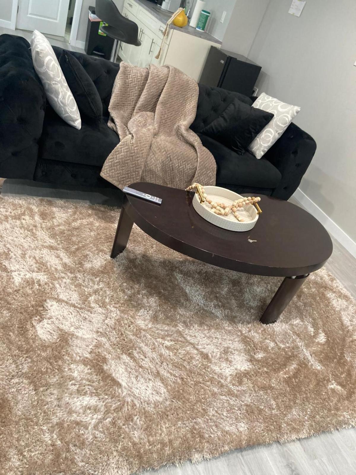 Luxury Private With Separate Entrance * Winnipeg