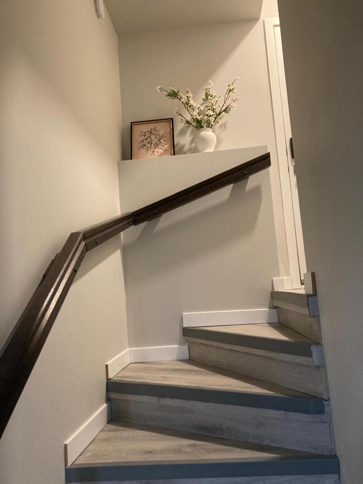 Luxury Private With Separate Entrance *